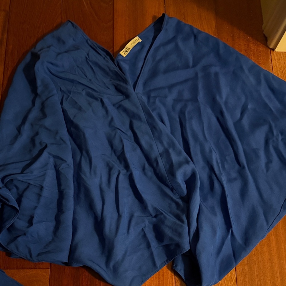 Zara Royal Blue V-Neck Flowy Top S